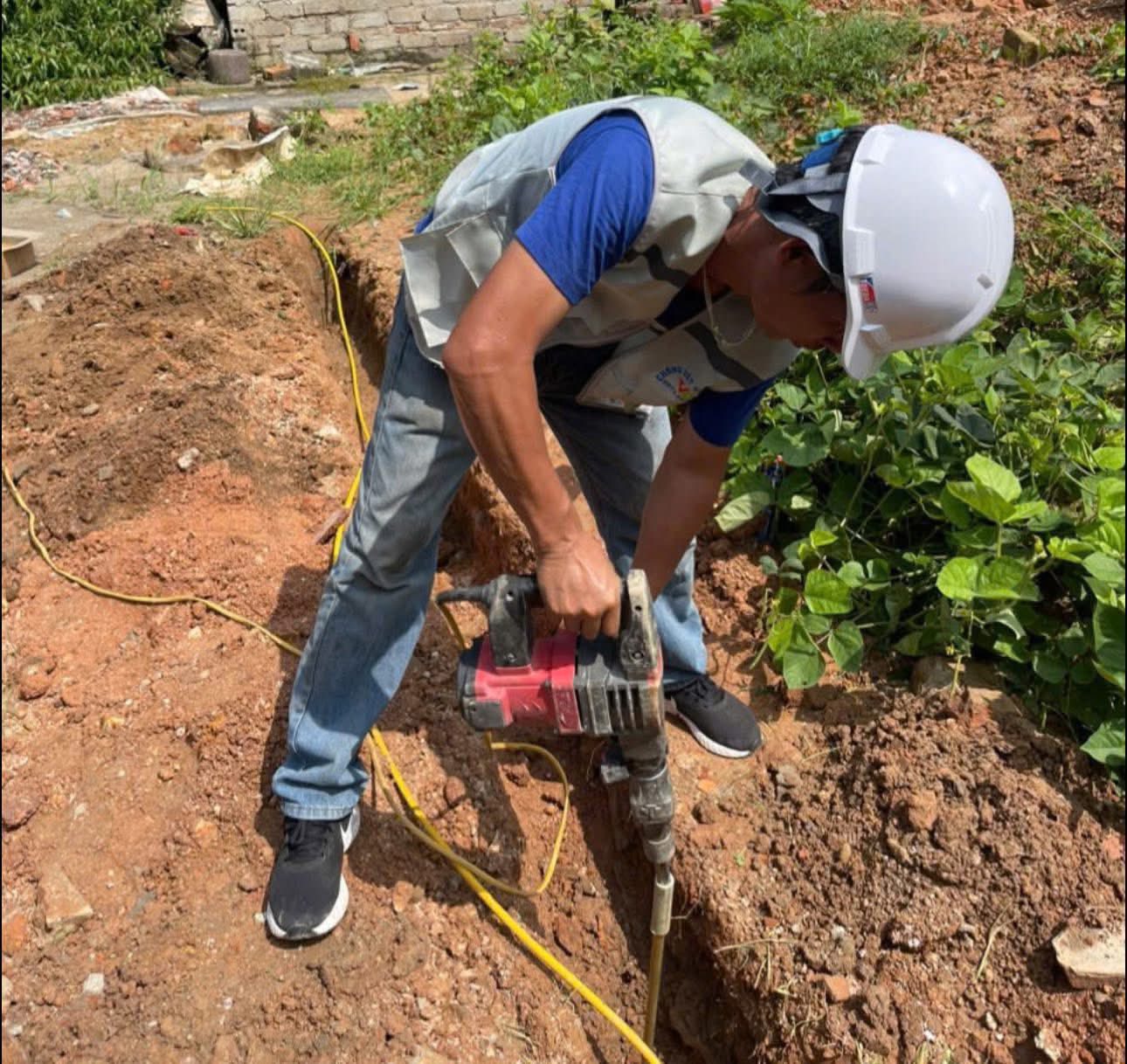 Cách làm cột thu lôi cơ bản