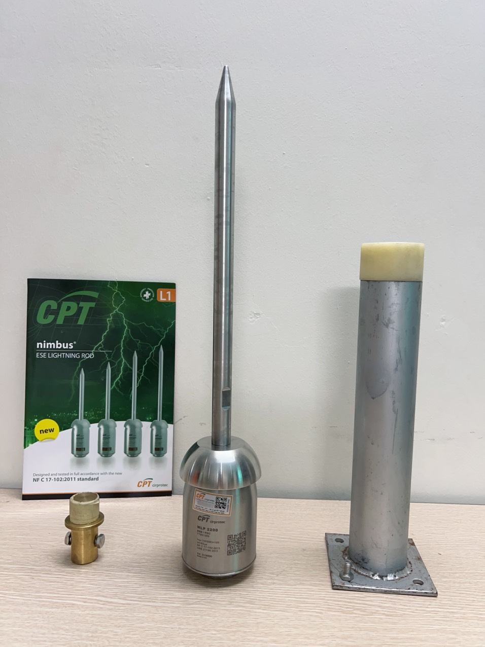 Mô Tả Sản Phẩm Kim Thu Sét NLP 2200 – Giải Pháp Chống Sét An Toàn Và Hiệu Quả