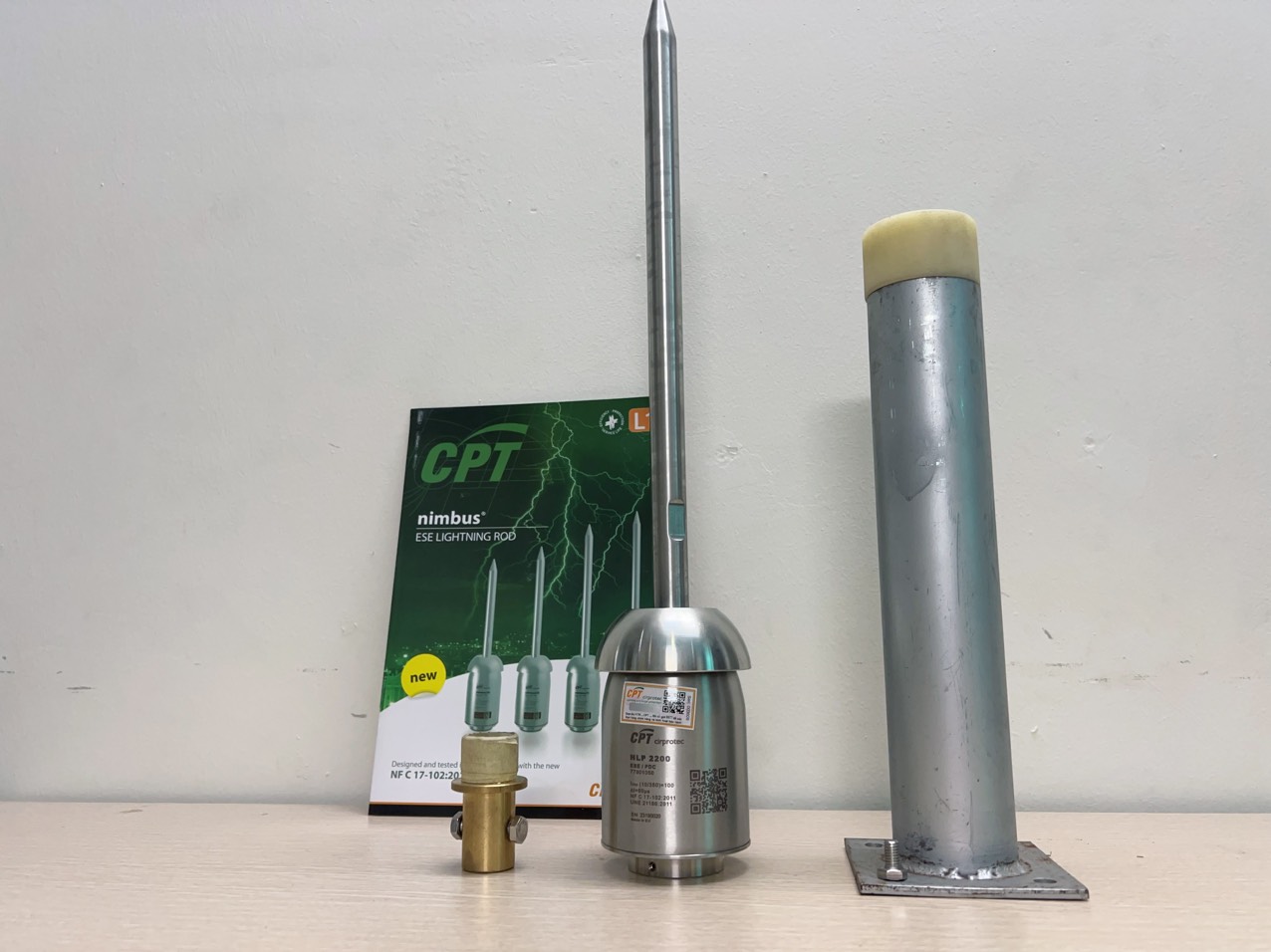 Mô Tả Sản Phẩm Kim Thu Sét NLP 2200 – Giải Pháp Chống Sét An Toàn Và Hiệu Quả